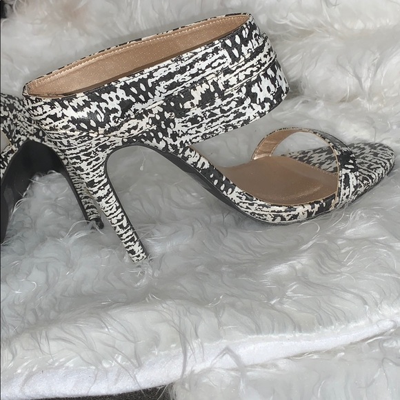 Shoes - Picture 3 of 3